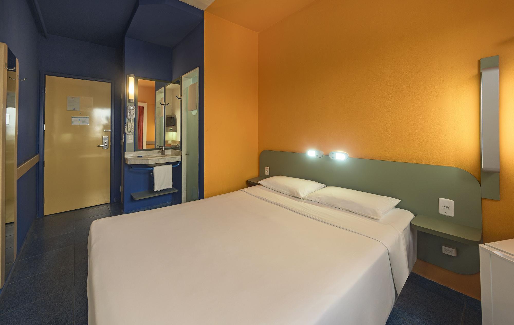 Ibis Budget Belem Exterior foto